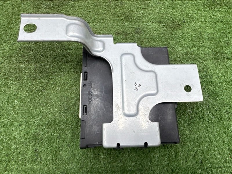 Блок управления парктроником Mitsubishi Outlander 3