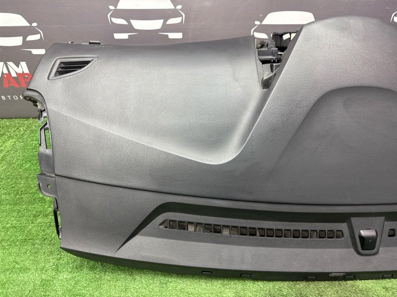 Торпедо с подушкой пассажира Hyundai i30 GD