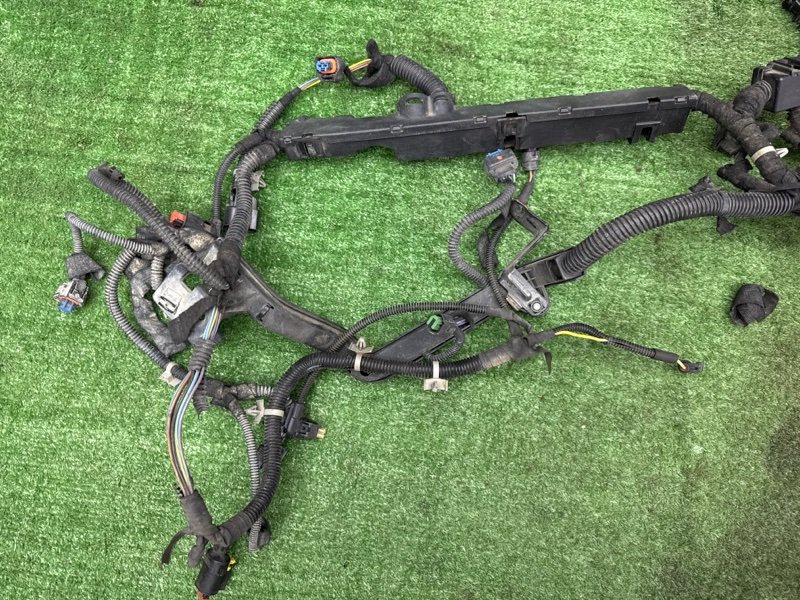 Проводка моторного отсека Opel Astra J