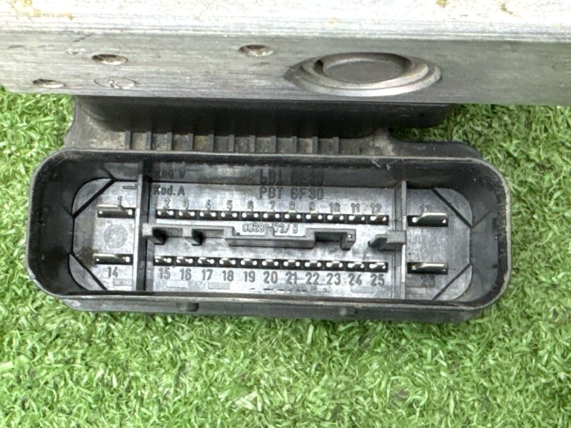 Блок ABS Opel Zafira B