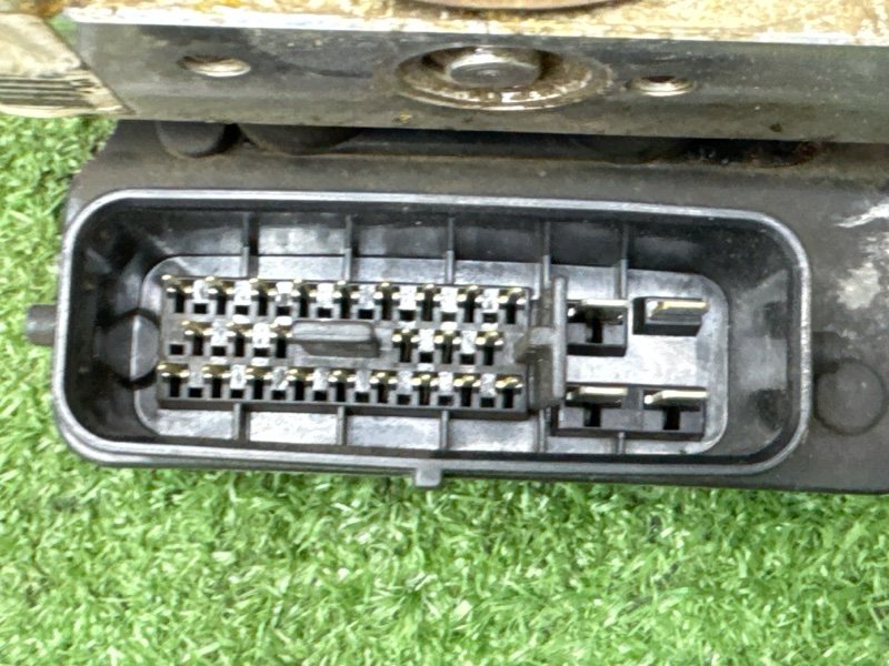 Блок ABS Mitsubishi Lancer 9