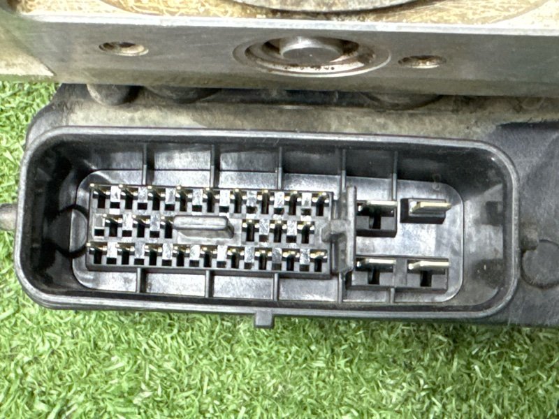 Блок ABS Mitsubishi Lancer 9