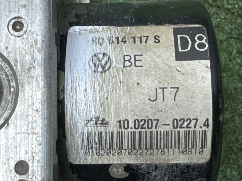 Блок ABS Skoda Octavia A5