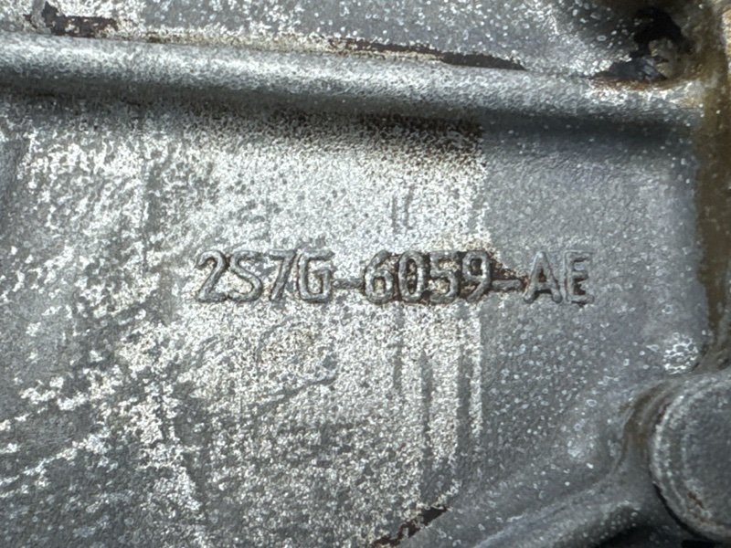 Крышка передняя ГРМ, лобовина Ford Focus 2