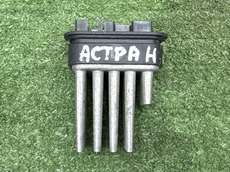 Резистор отопителя Opel Astra GTC H