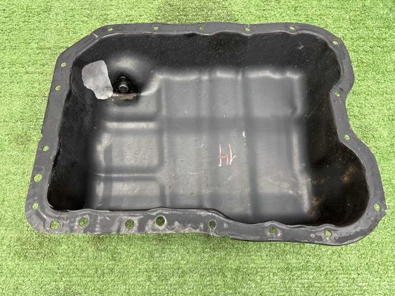 Поддон двигателя Mitsubishi Outlander 3