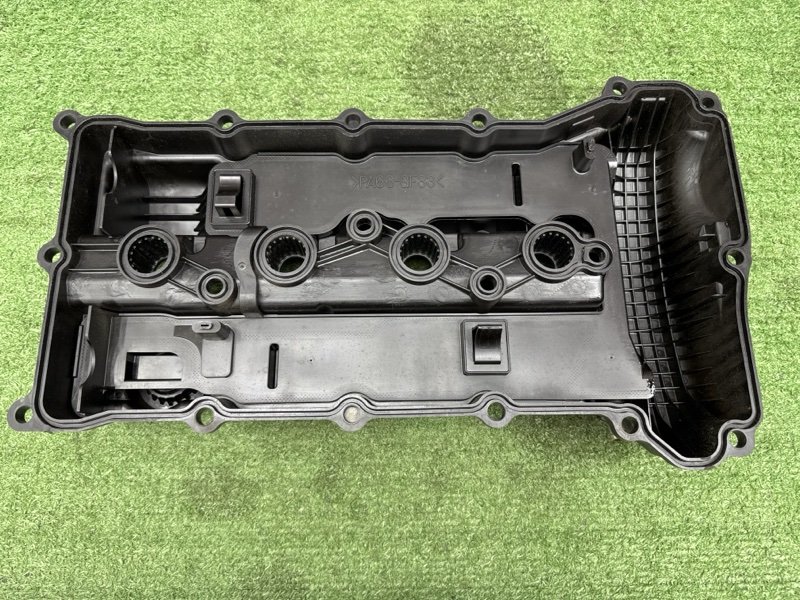 Клапанная крышка Mitsubishi Outlander 3
