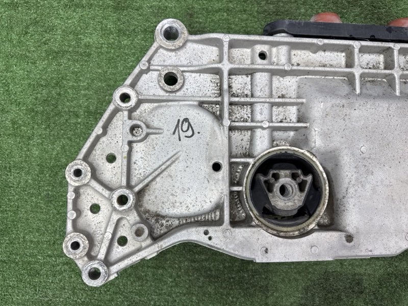 Подрамник Балка Skoda Octavia A5