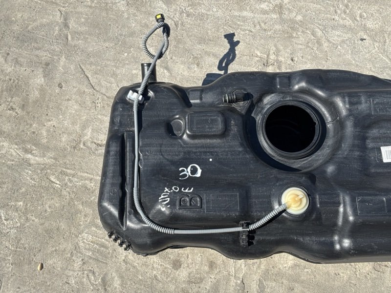 Бензобак Fiat Punto