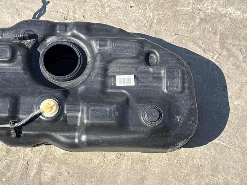 Бензобак Fiat Punto
