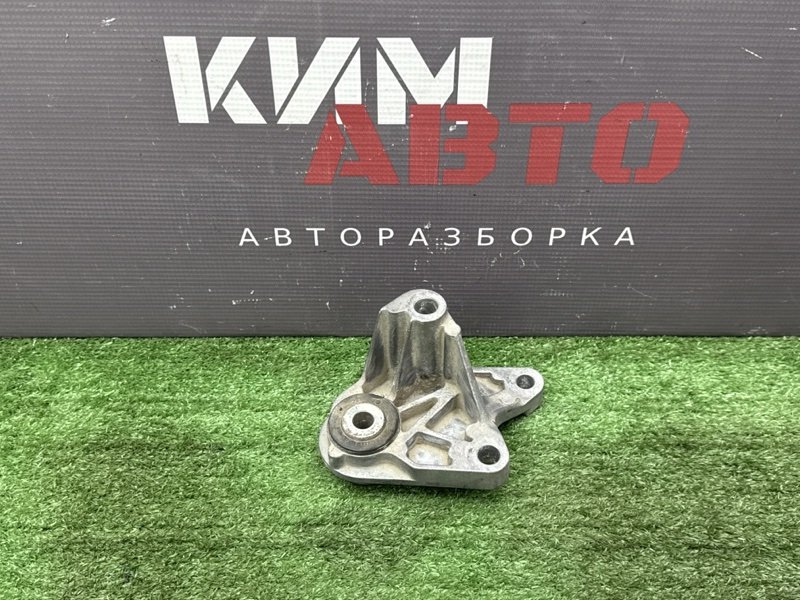 Кронштейн кпп Ford Focus 2