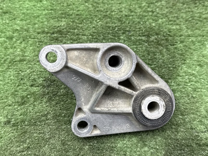 Кронштейн кпп Ford Focus 2