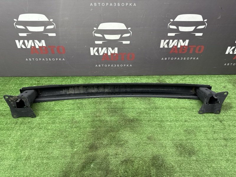Усилитель бампера Skoda Octavia A5
