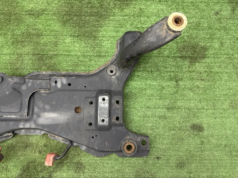 Подрамник Балка Ford Focus2