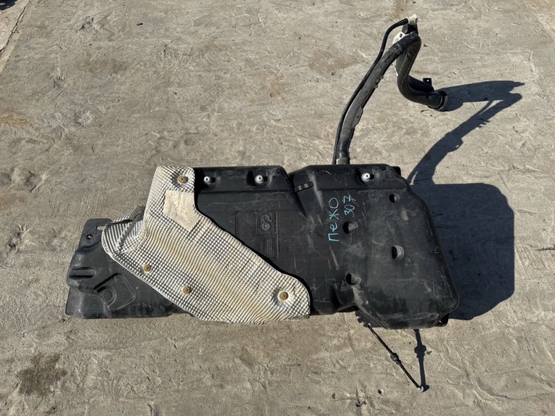 Бак топливный Peugeot 307