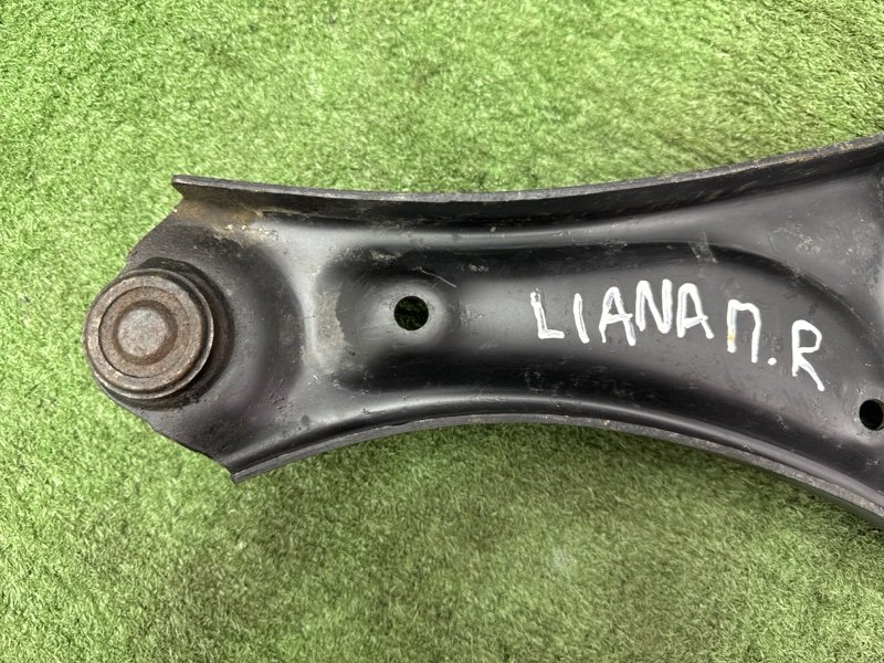 Рычаг подвески Suzuki Liana