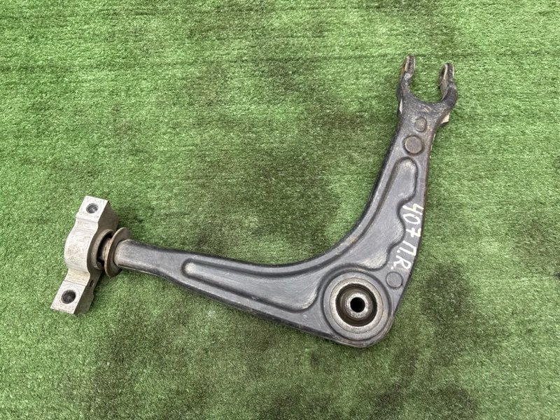 Рычаг подвески Peugeot 407