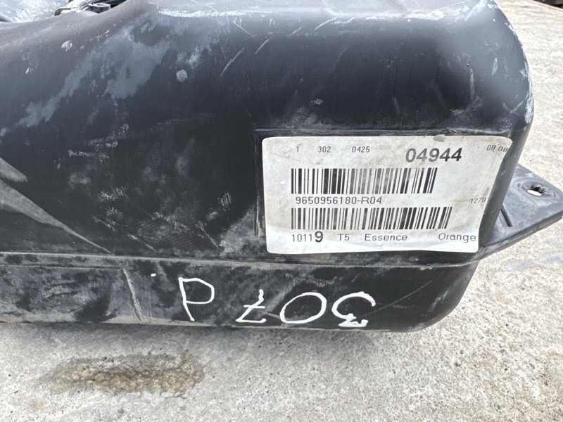 Бак топливный Peugeot 307