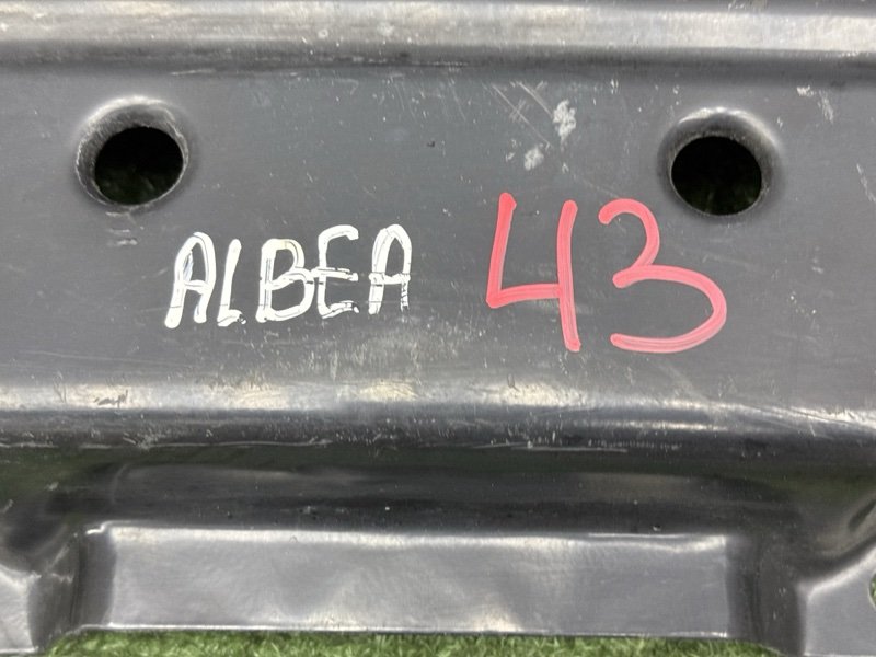 Усилитель бампера Fiat Albea