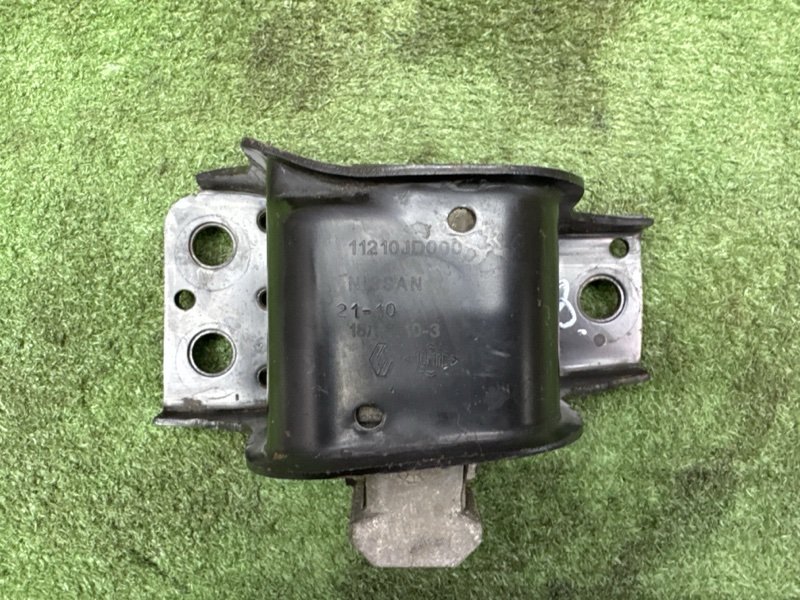 Подушка/опора двигателя Nissan Qashqai