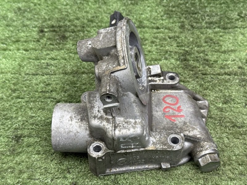 Корпус масляного фильтра Skoda Octavia A5