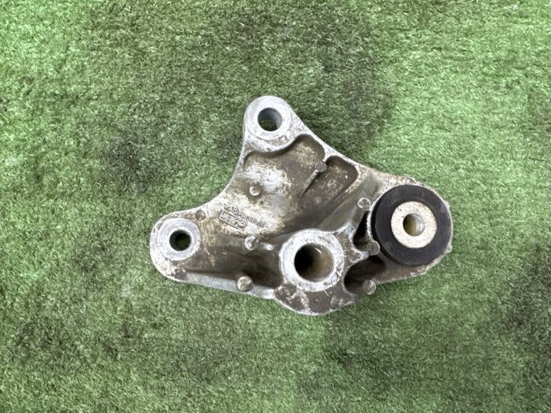 Кронштейн кпп Ford Focus 2