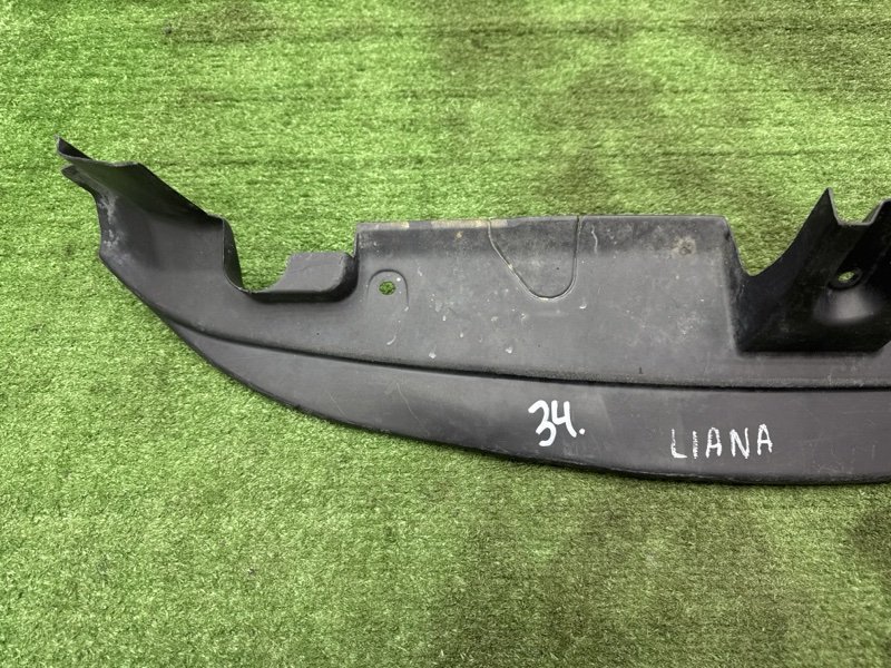 Пыльник бампера Suzuki Liana