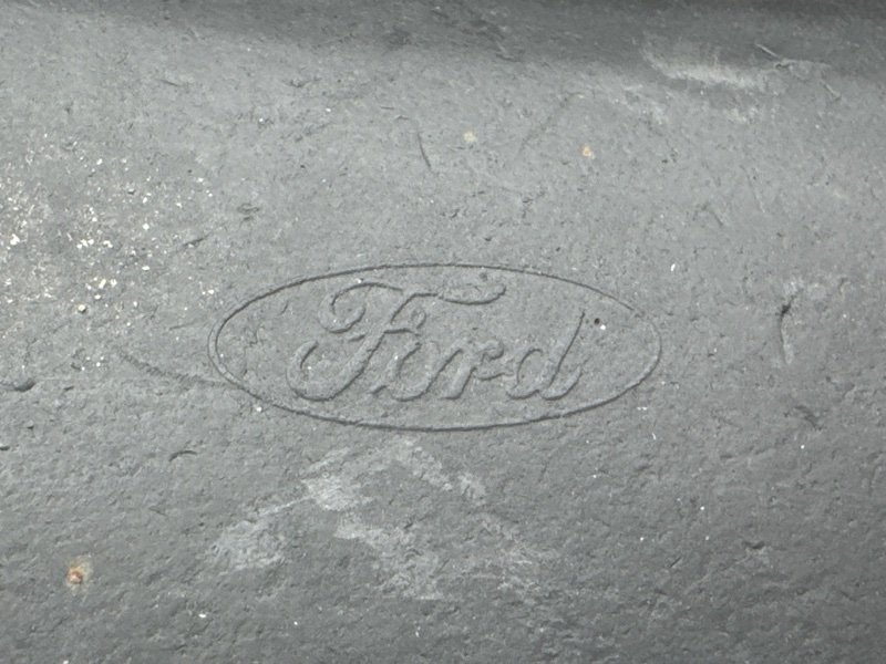 Брызговик Ford Focus 3
