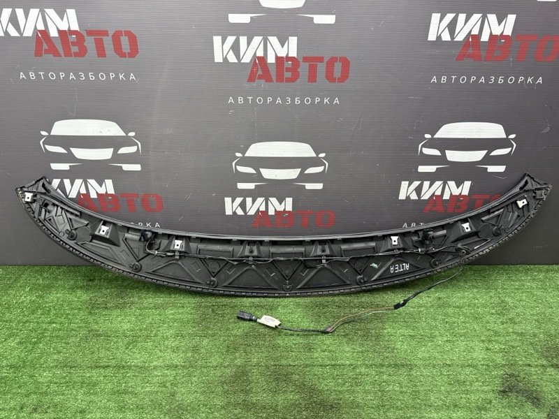 Жабо SEAT ALTEA