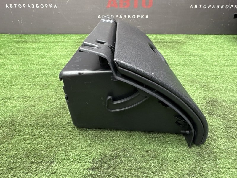 Бардачок Opel Corsa