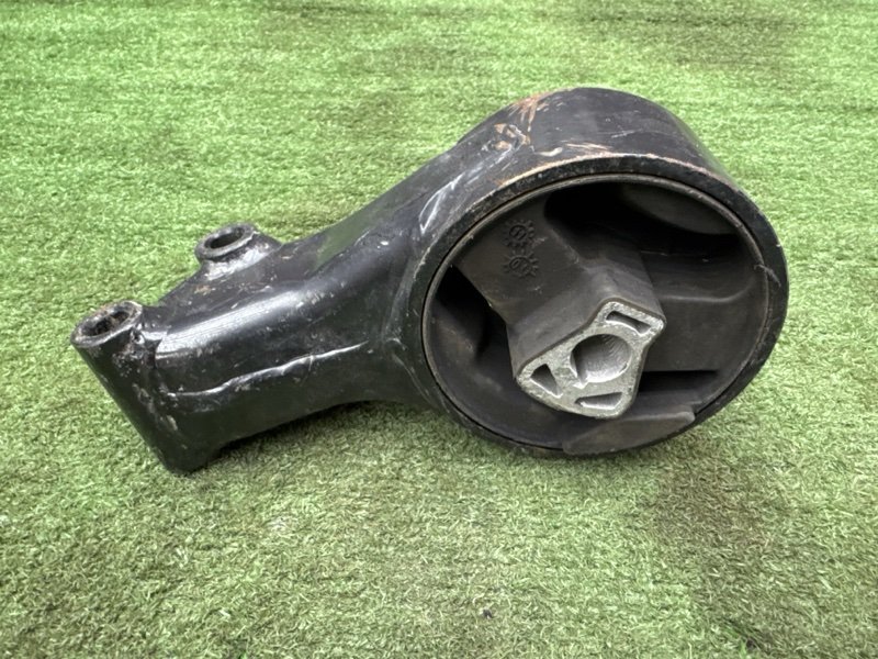 Подушка/опора двигателя Opel Astra J
