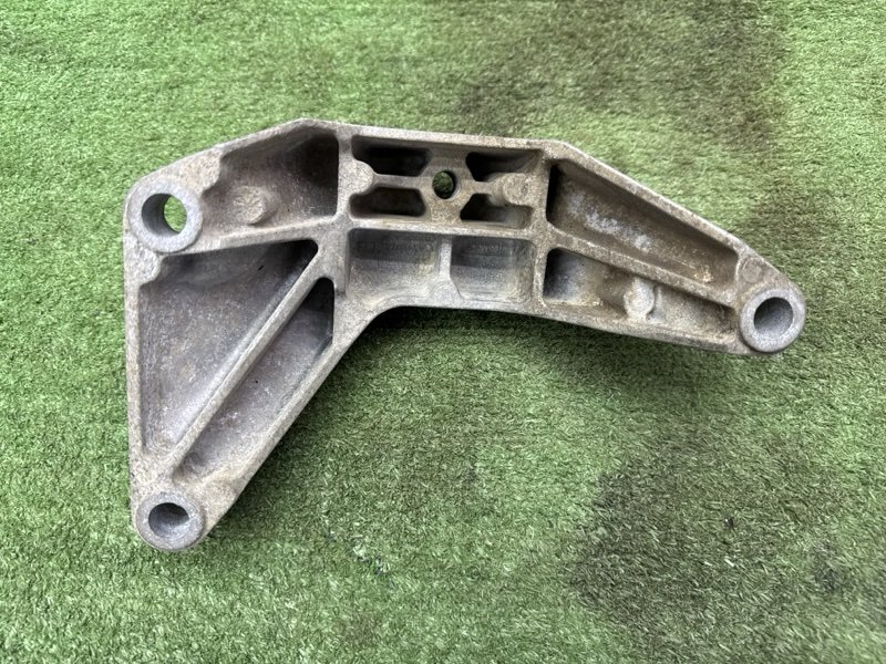 Кронштейн кпп Ford Mondeo 4