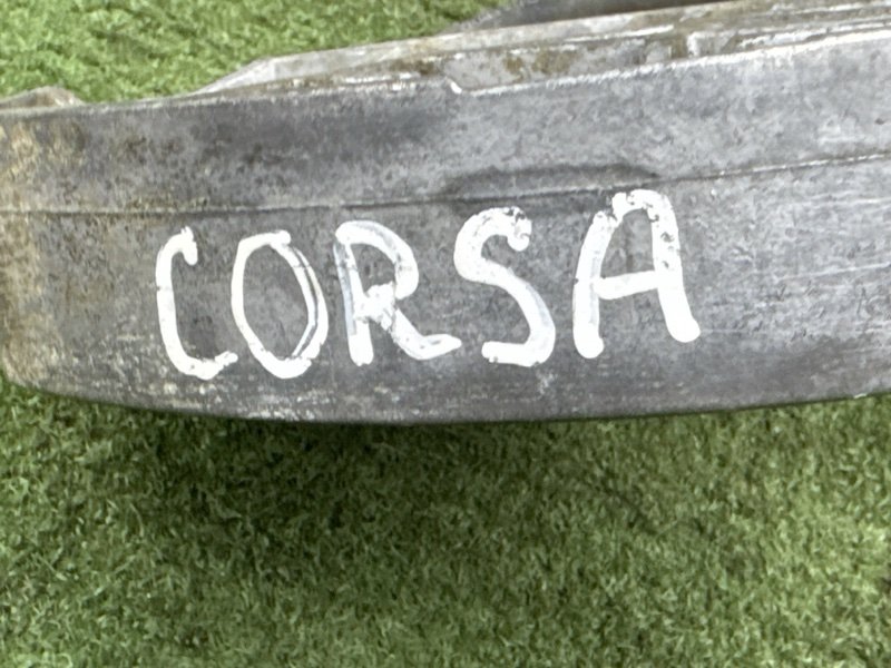 Кронштейн кпп Opel Corsa