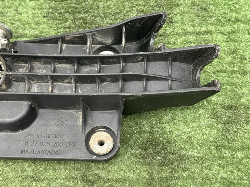 Кулиса МКПП Mazda 3
