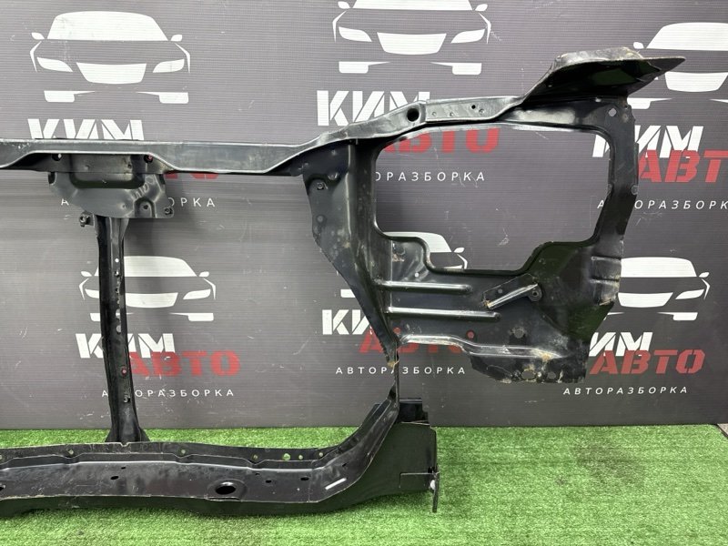 Панель передняя(телевизор) Nissan X-Trail