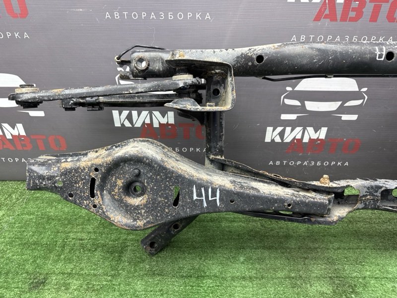 Подрамник Балка SEAT ALTEA