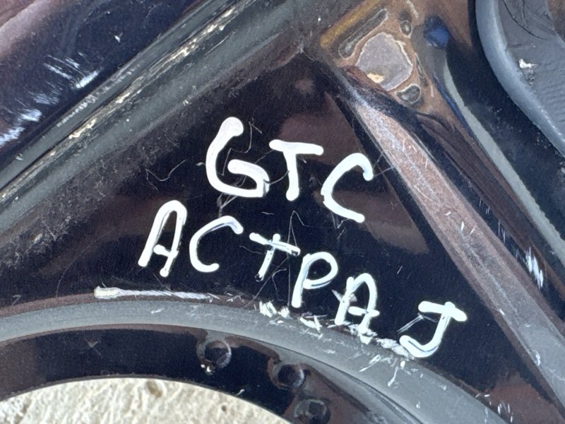 Крыша со стойками Opel Astra GTC