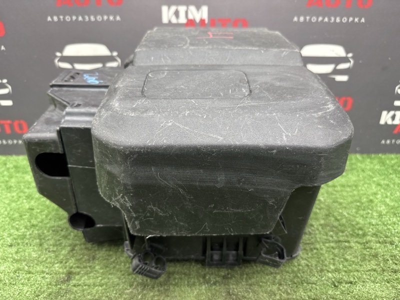 Короб аккумулятора Ford Focus 2