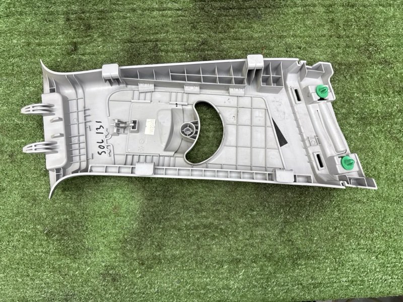 Накладка центральной стойки верхняя Hyundai Solaris 2 2018 HCR