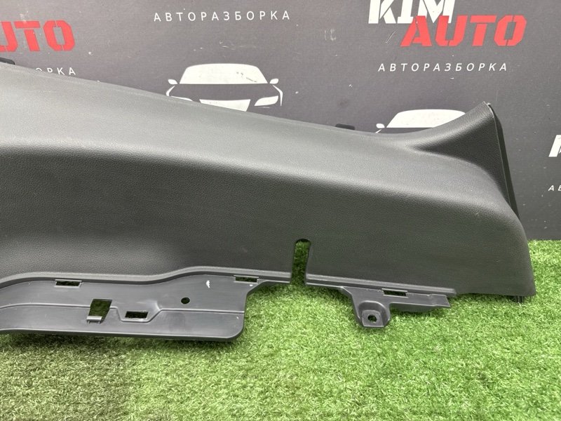 Накладка стойки кузова Hyundai Solaris 2 2018 HCR