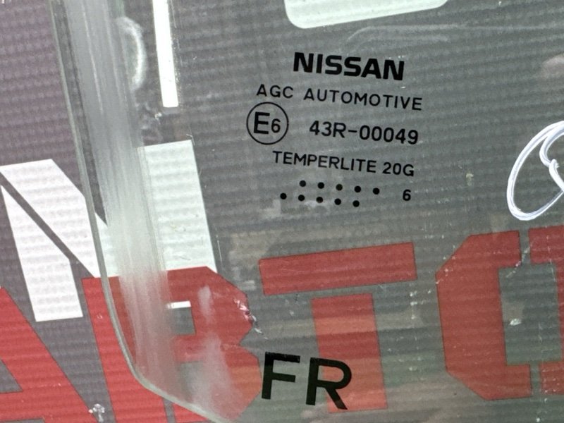 Стекло двери Nissan QASHQAI 2016 J11