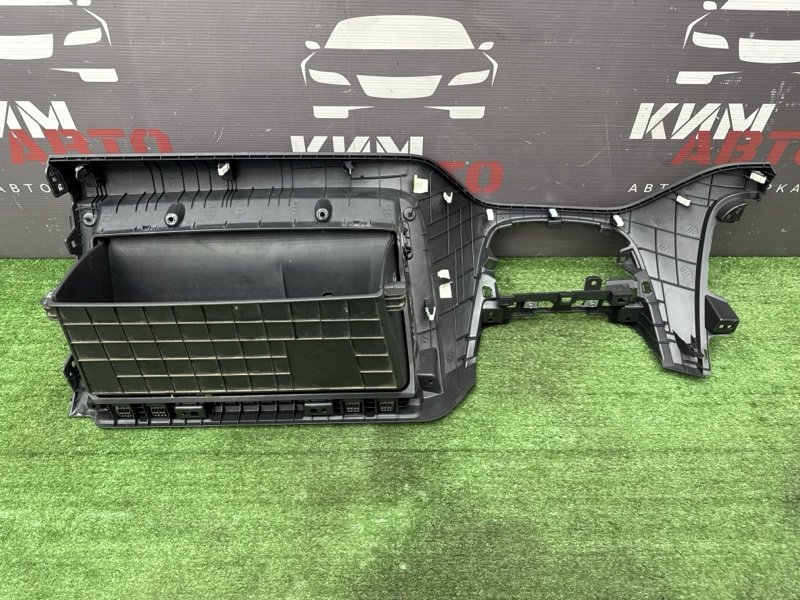 Накладка торпедо Hyundai Solaris 2 2018 HCR