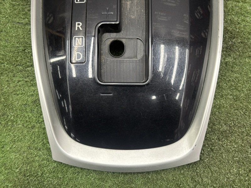 Накладка кулисы АКПП Nissan QASHQAI 2016 J11