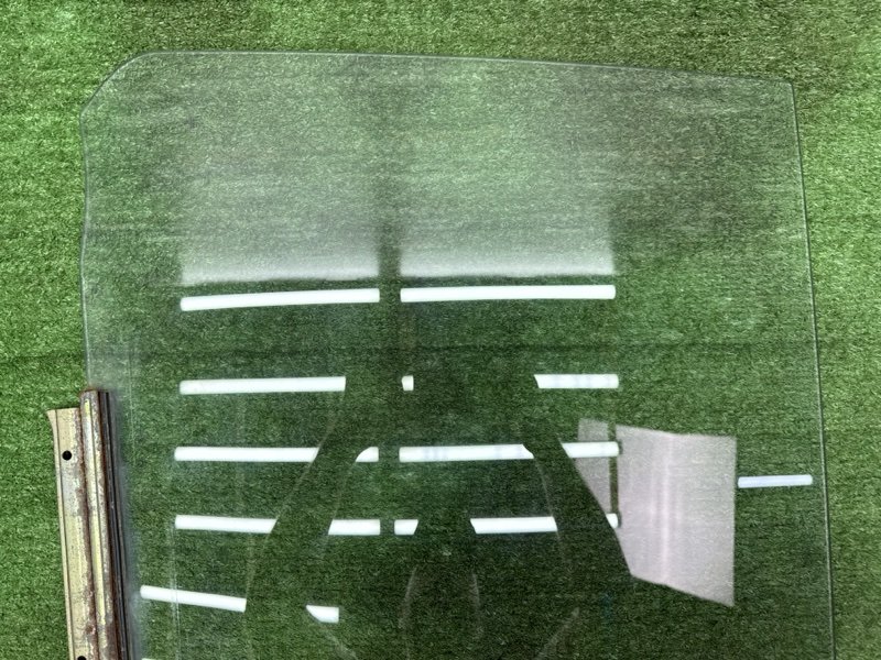 Стекло двери LIFAN X60