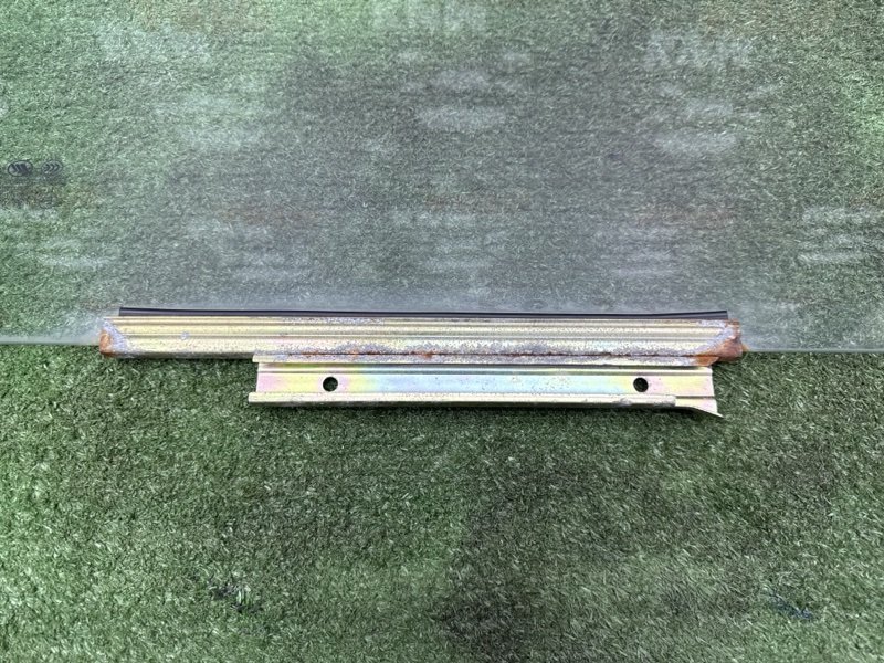 Стекло двери LIFAN X60