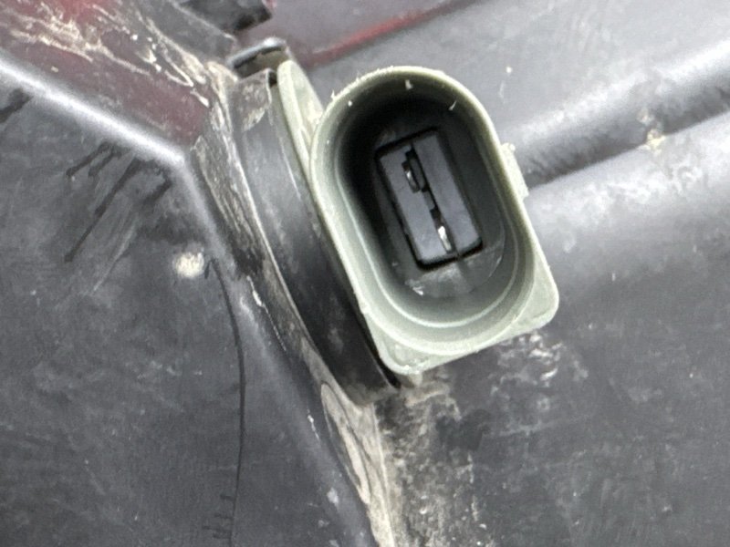 Фара Volkswagen Polo 5
