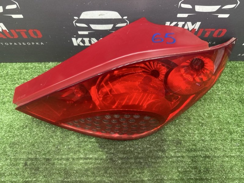 Фонарь в крыло Peugeot 207