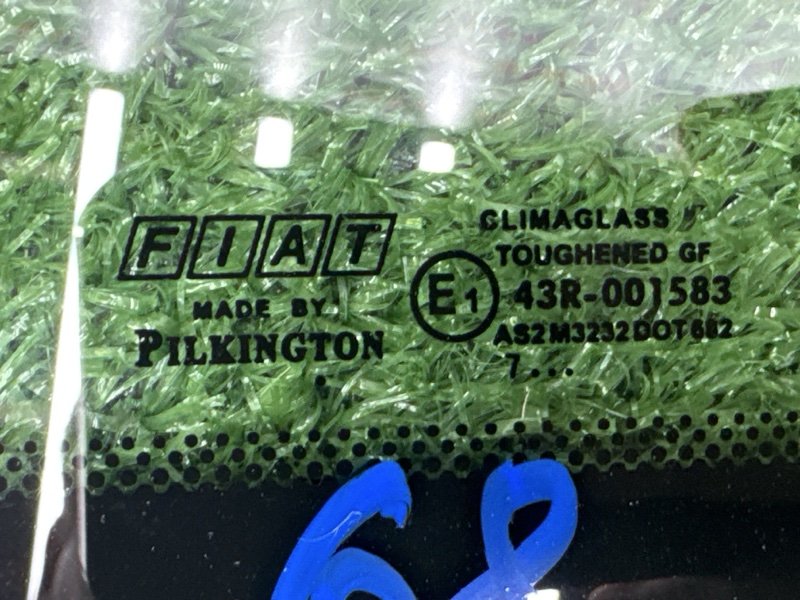 Стекло кузовное Fiat Punto