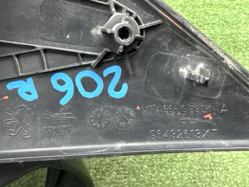 Зеркало заднего вида Peugeot 206
