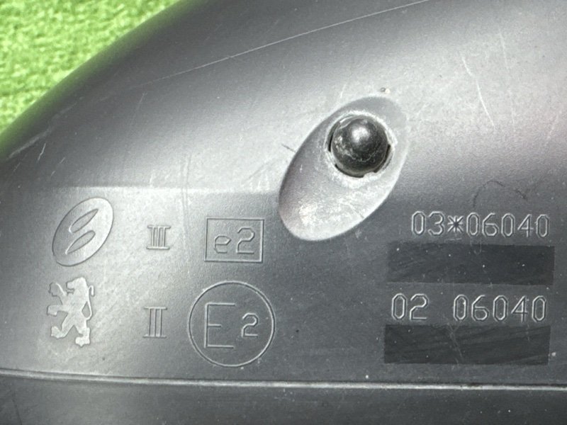 Зеркало заднего вида Peugeot 308